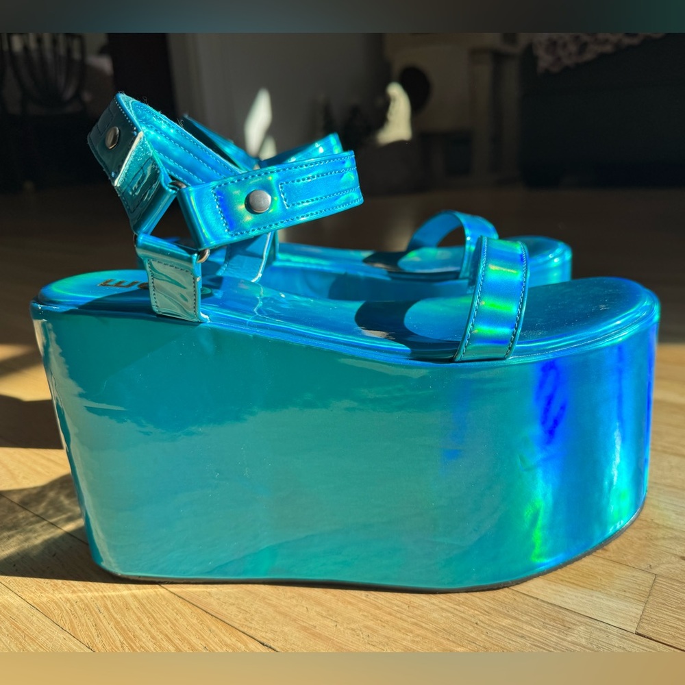 EGO Holographic Aqua Mega Platform Sandals Kaleidoscope platforms size 7 fits 8